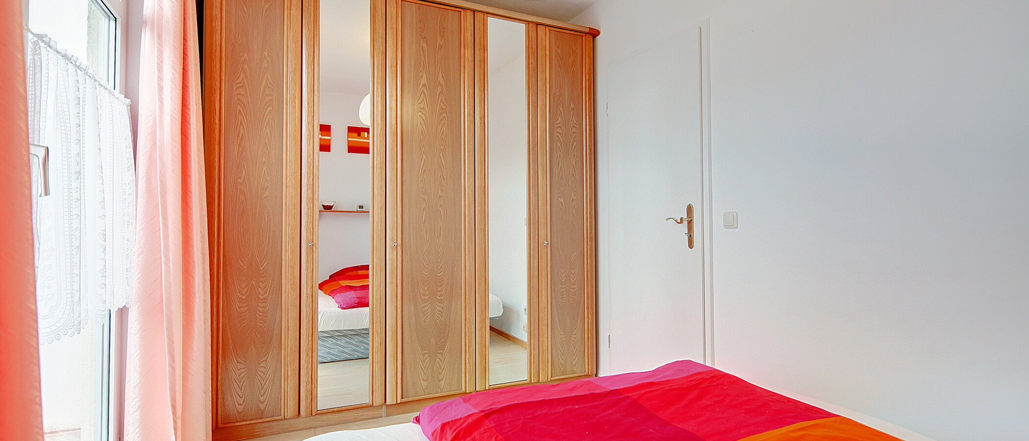 apartment Unterhaching 03 sleeping area 6534
