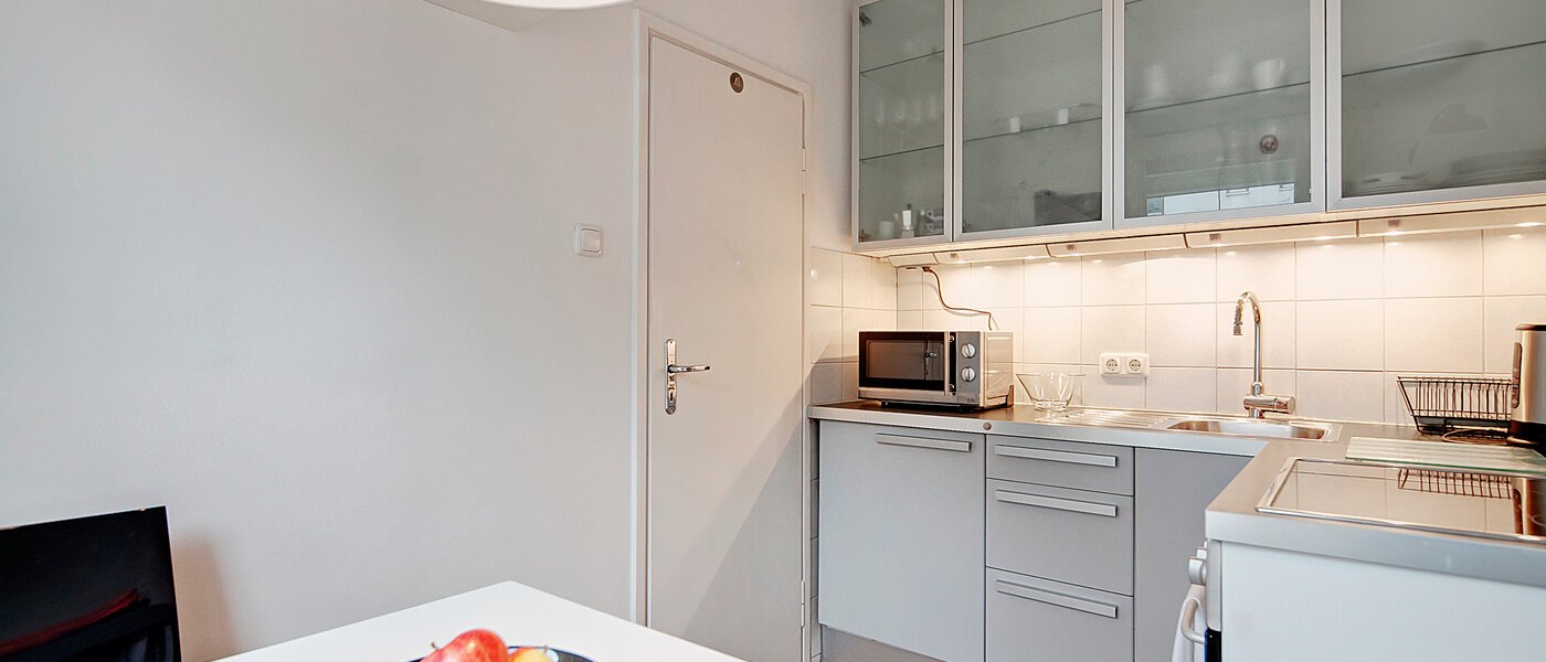 apartment München Gärtnerplatzviertel 03 kitchen 6535