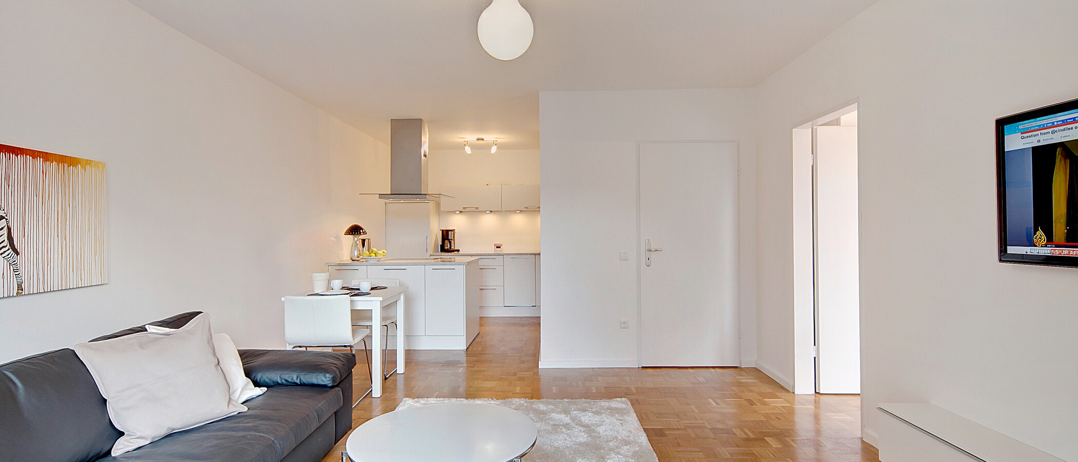 apartment München Maxvorstadt 02 living area 6540