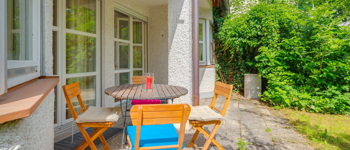 apartment with garden 	 München Neuhausen 01 terrace 6555