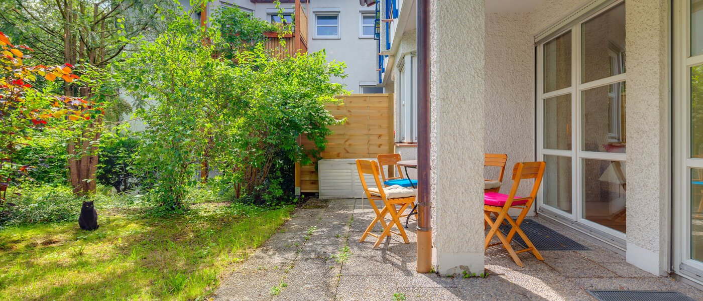apartment with garden 	 München Neuhausen 02 terrace 6555