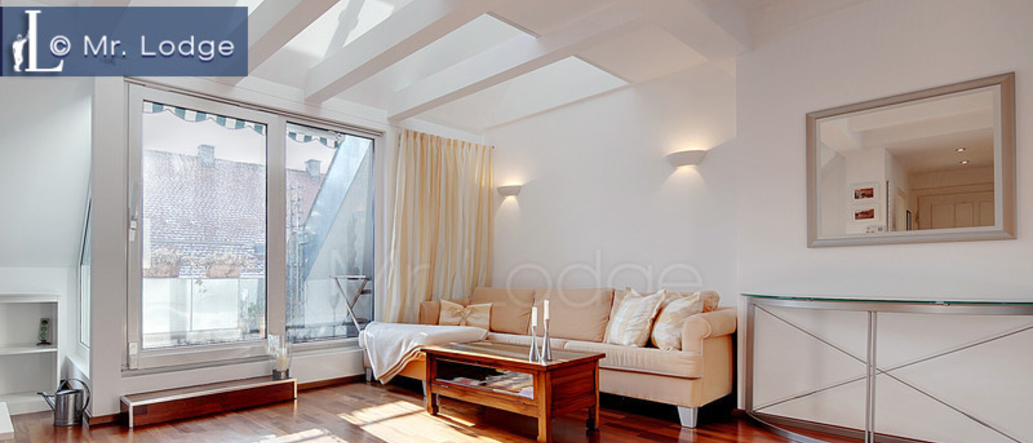 gallery apartment  München Lehel 02 living room 6601