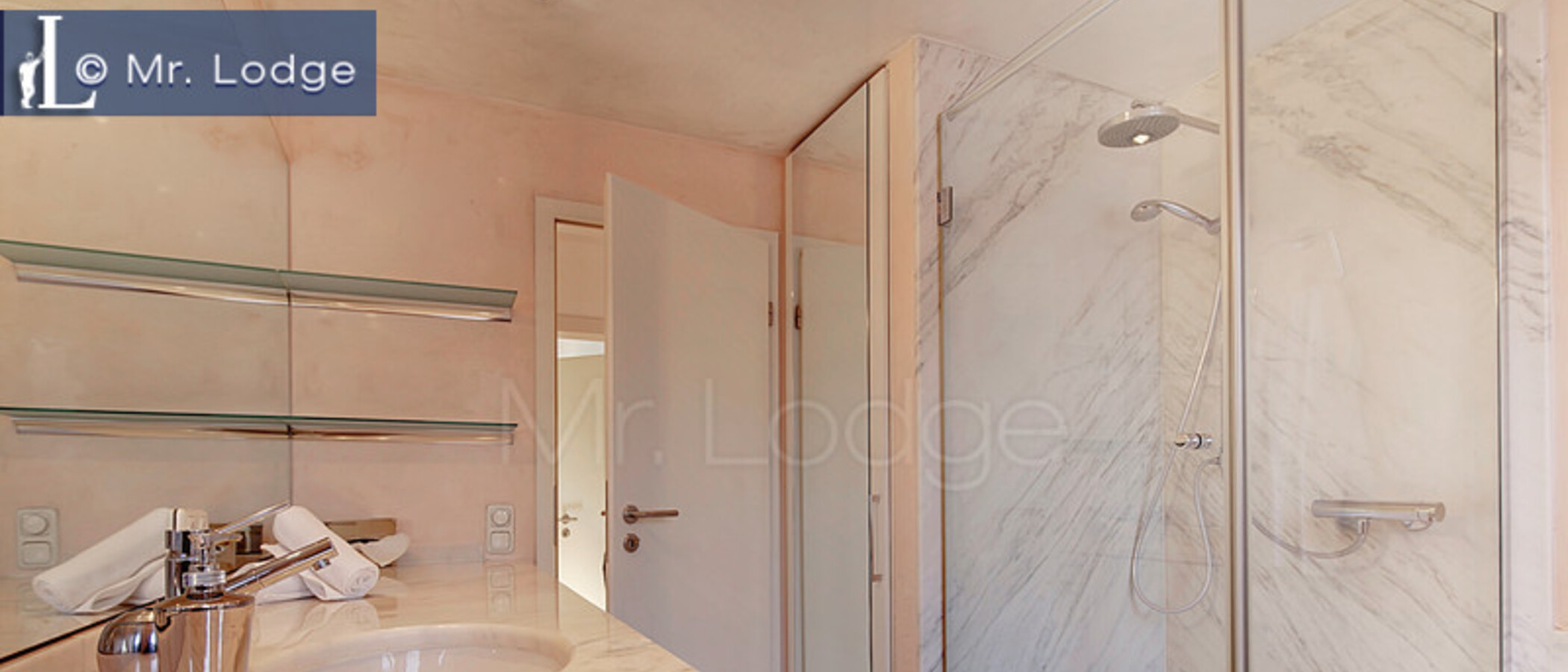 gallery apartment  München Lehel 04 bathroom 6601