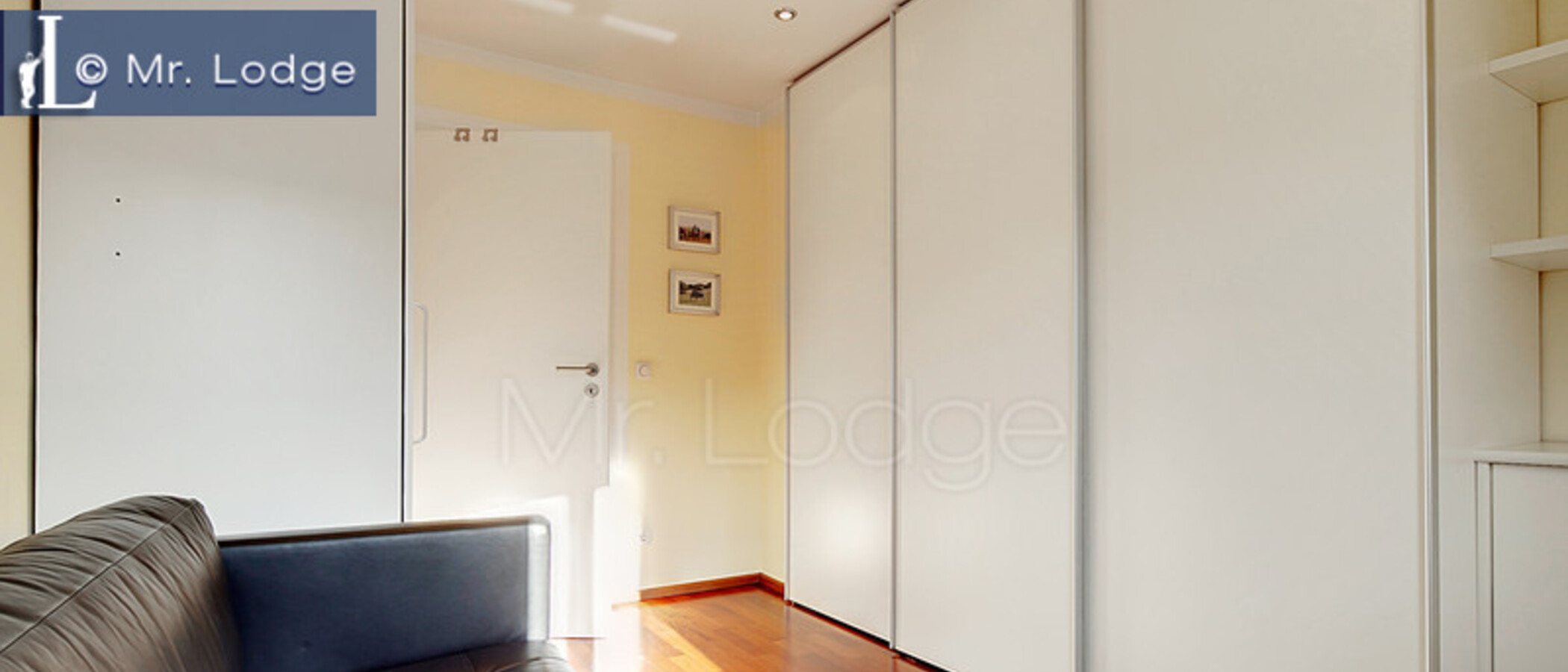 gallery apartment  München Lehel 03 guest room 6601