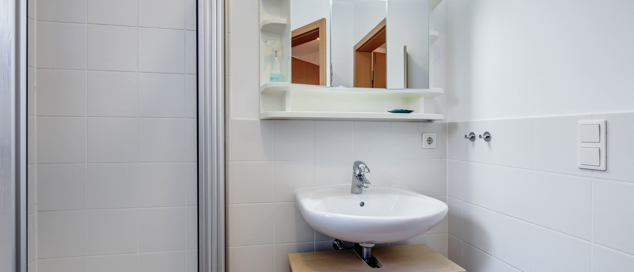 apartment München Obermenzing 02 bathroom 6621