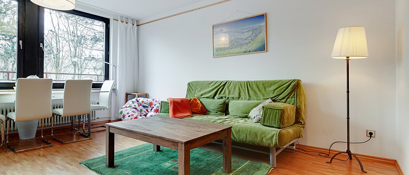 apartment München Haidhausen 01 living area 6637