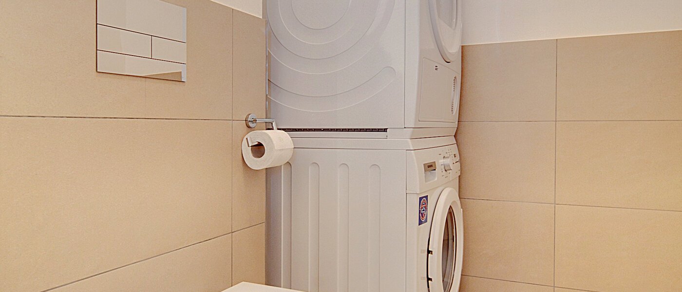 apartment München Maxvorstadt 02 separate toilet 6639