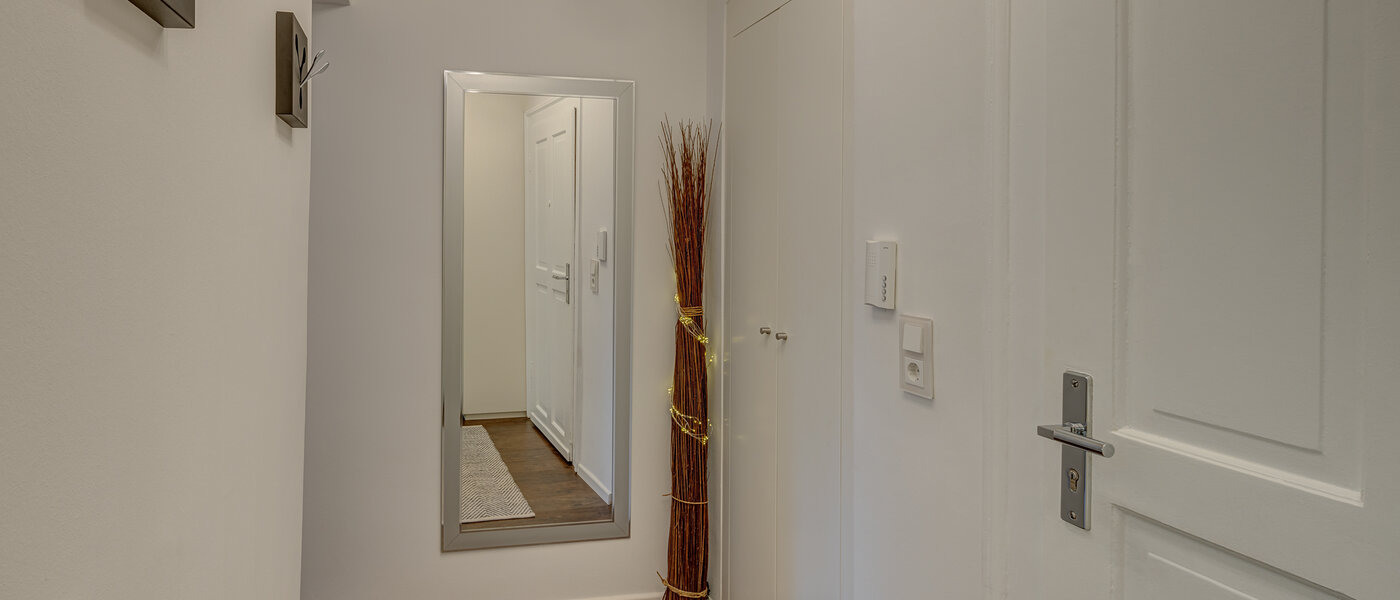 apartment München Neuhausen 01 hall 6646