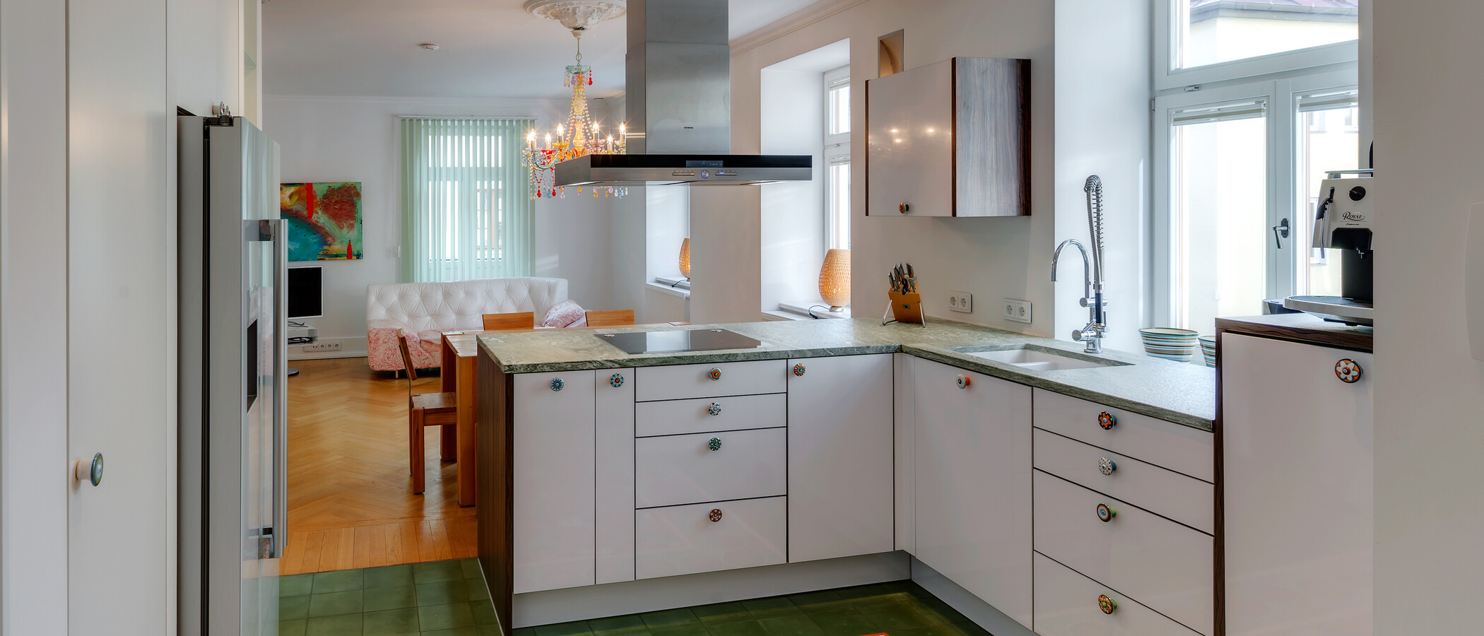 apartment München Ludwigsvorstadt 01 kitchen 6674