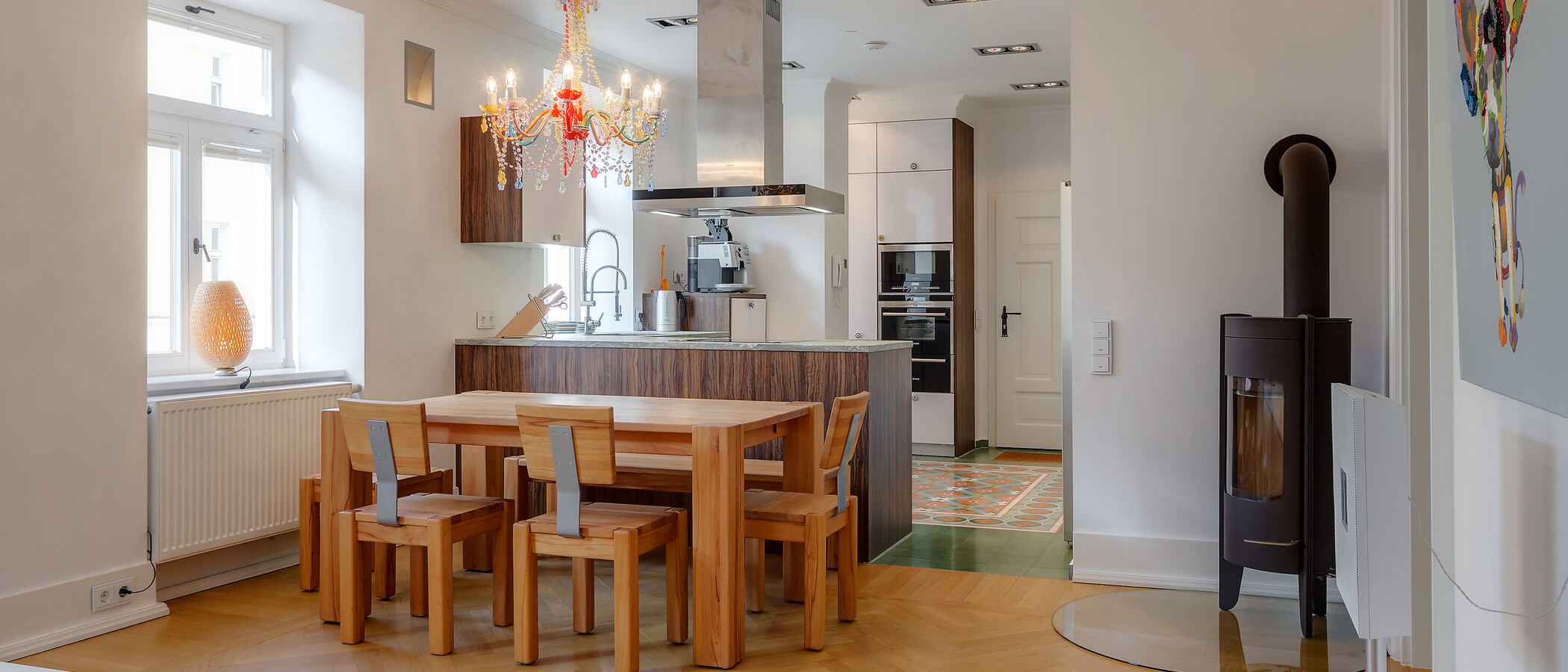 apartment München Ludwigsvorstadt 01 dining 6674