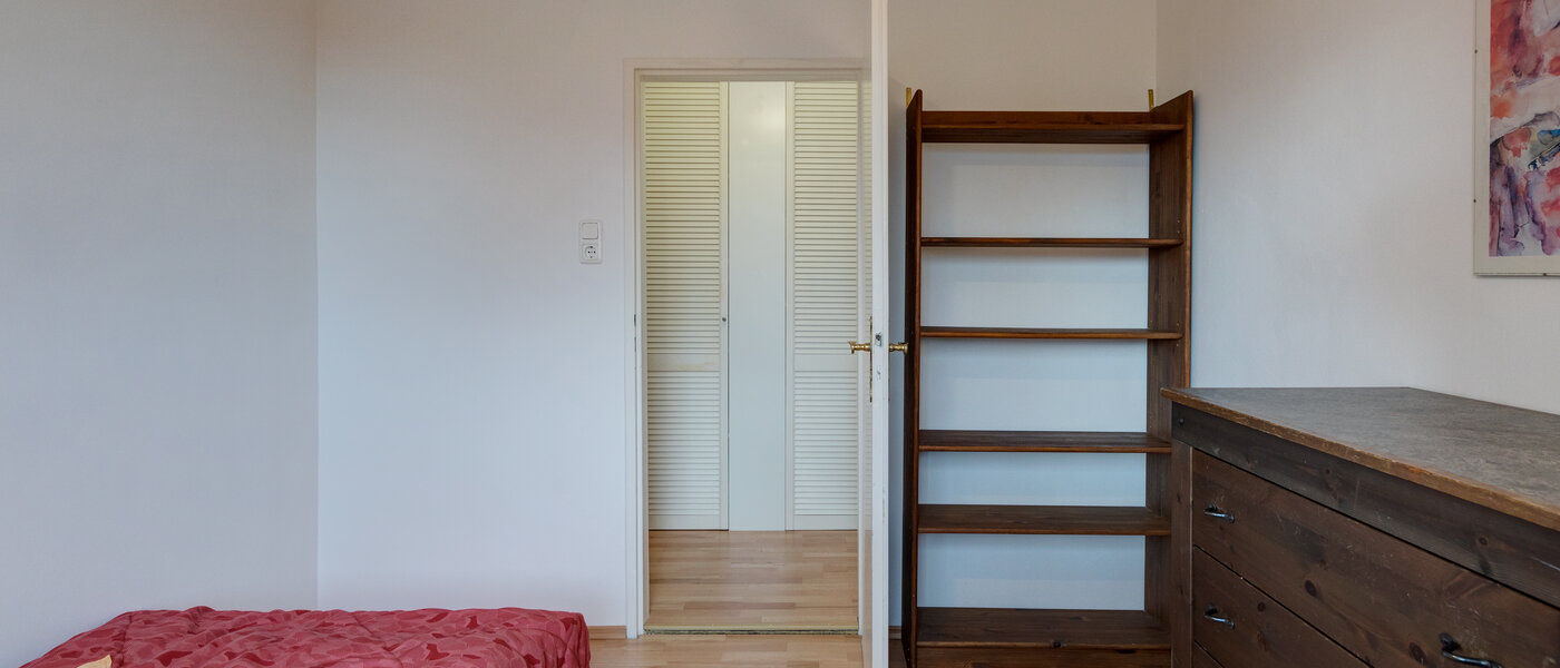 apartment München Parkstadt Bogenhausen 03 2. bedroom 669