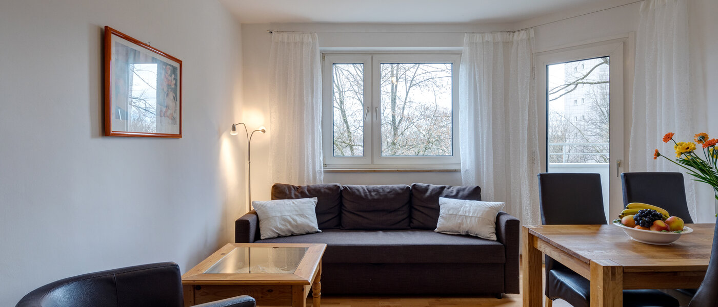 apartment München Parkstadt Bogenhausen 01 living area 669