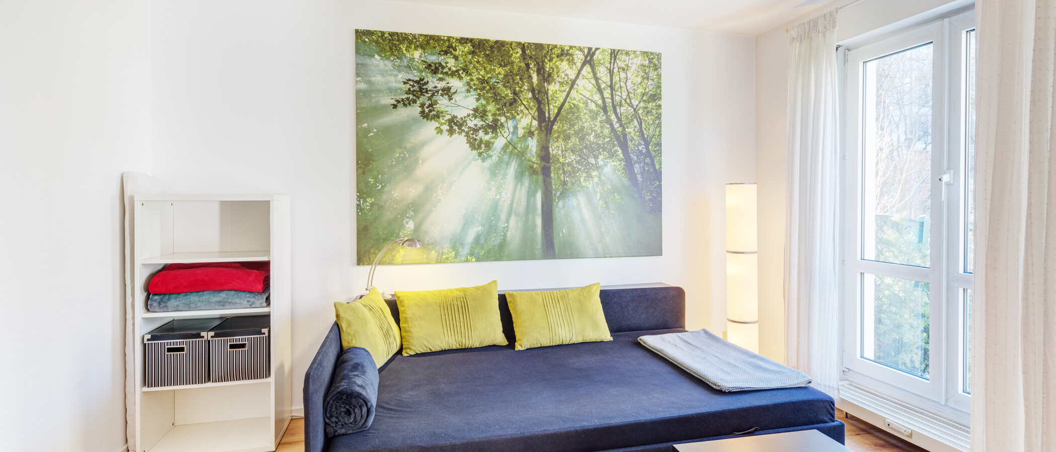 apartment with garden 	 München Neuhausen 01 sleeping area 6696