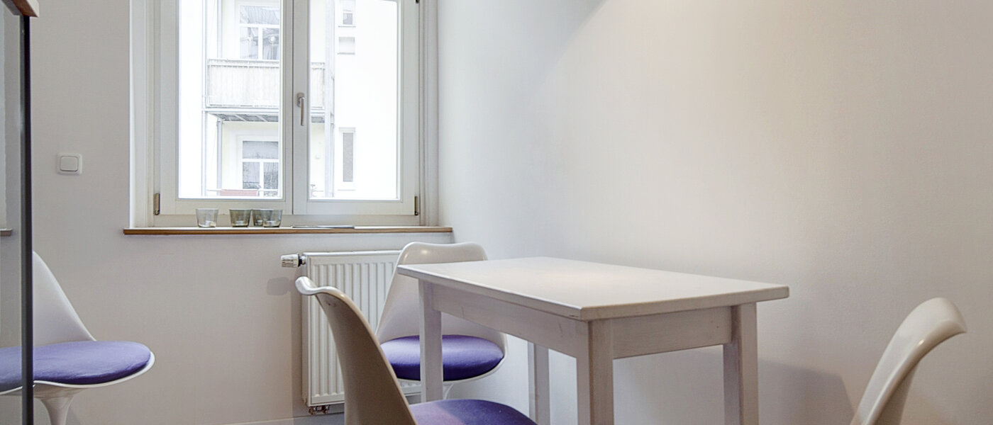 apartment München Neuhausen 02 kitchen 6715