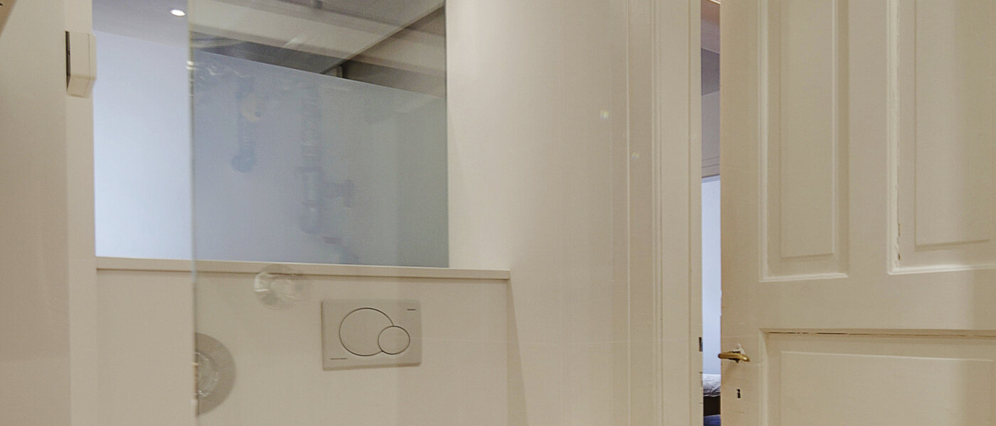 apartment München Neuhausen 03 bathroom 6715