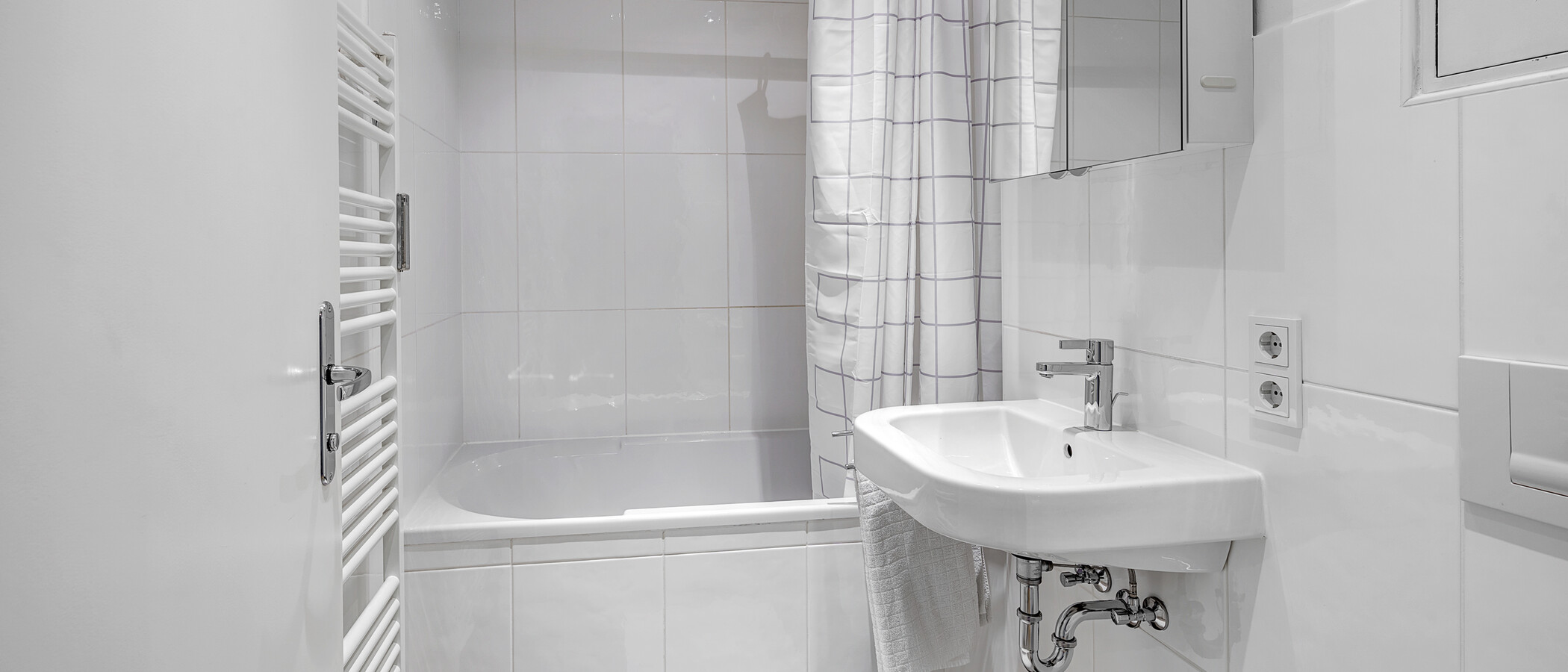 apartment München Schwabing-West (rund um den Bonner Platz) 01 bathroom 6724