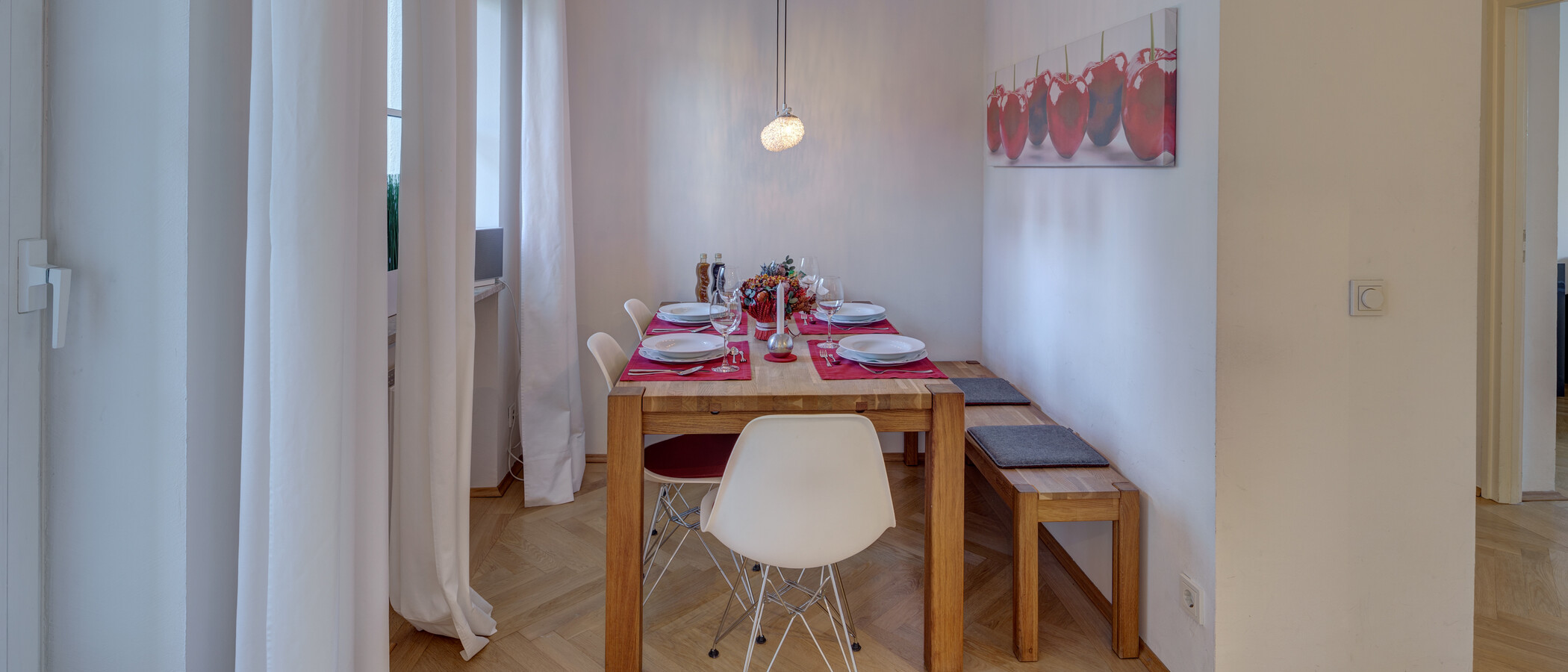 apartment München Schwabing-West (rund um den Bonner Platz) 02 dining area 6724