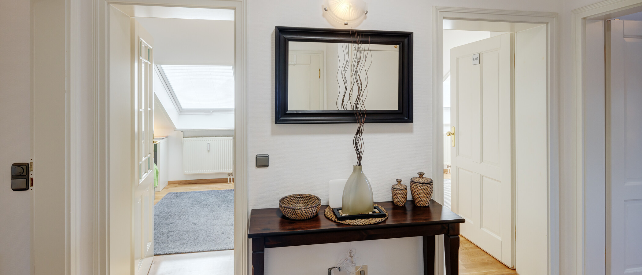 attic apartment Vaterstetten 04 hall 6726