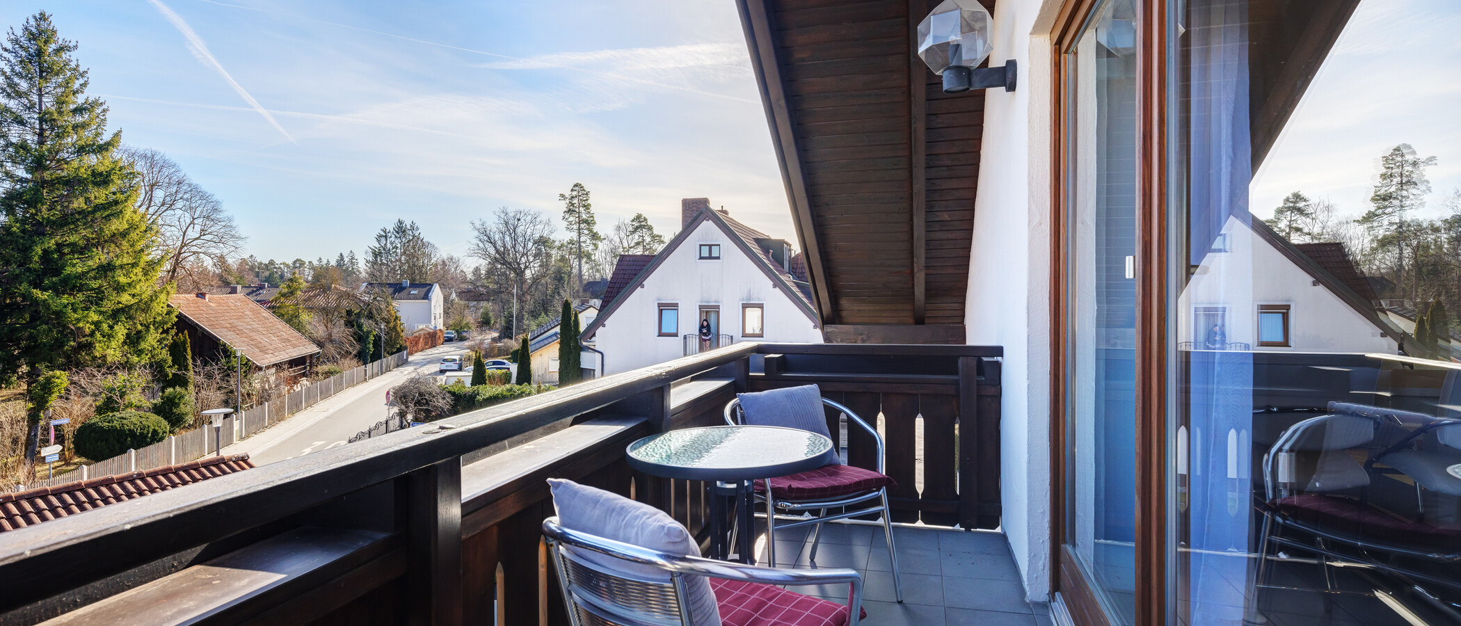 attic apartment Vaterstetten 03 2. balcony 6726