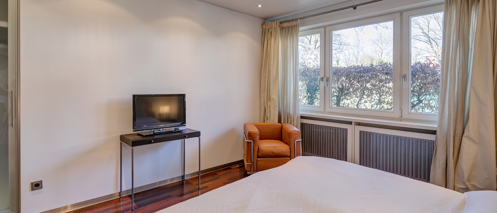 apartment München Herzogpark 02 sleeping area 673
