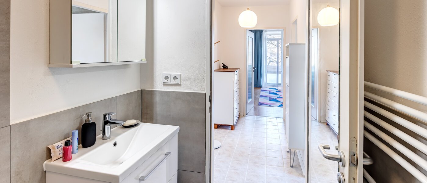 apartment München Oberföhring 02 bathroom 6739