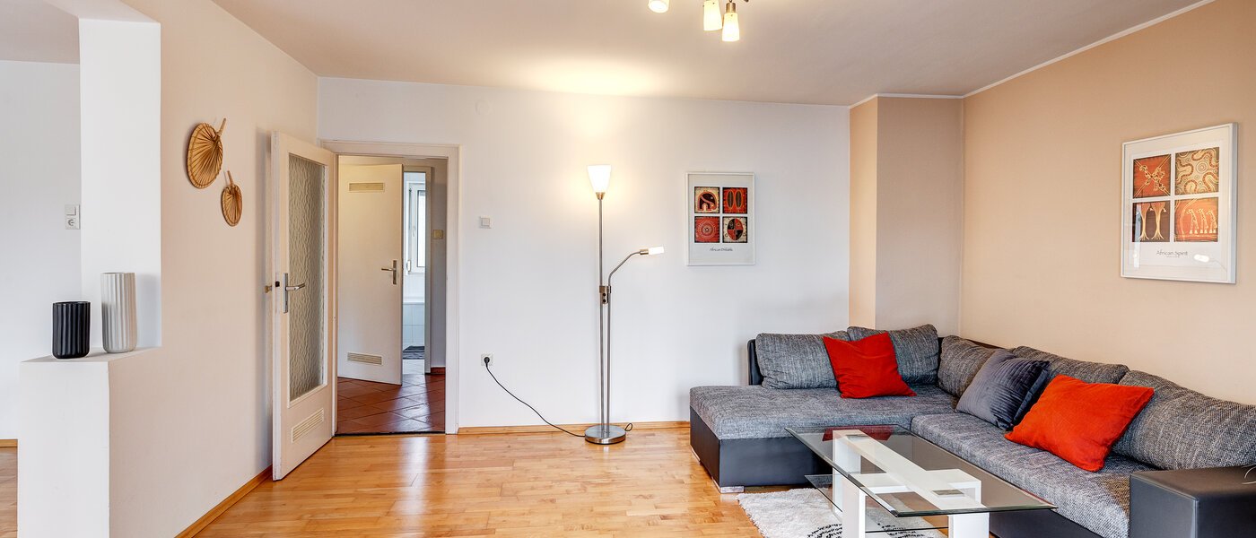 apartment München Ramersdorf 04 living area 6754