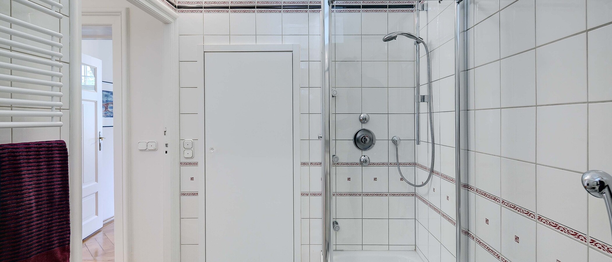 apartment München Altbogenhausen 04 bathroom 681