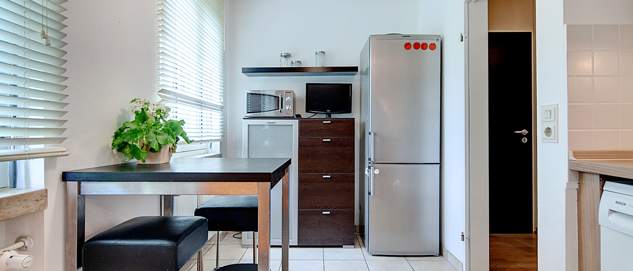 apartment München Bogenhausen 04 kitchen 6872