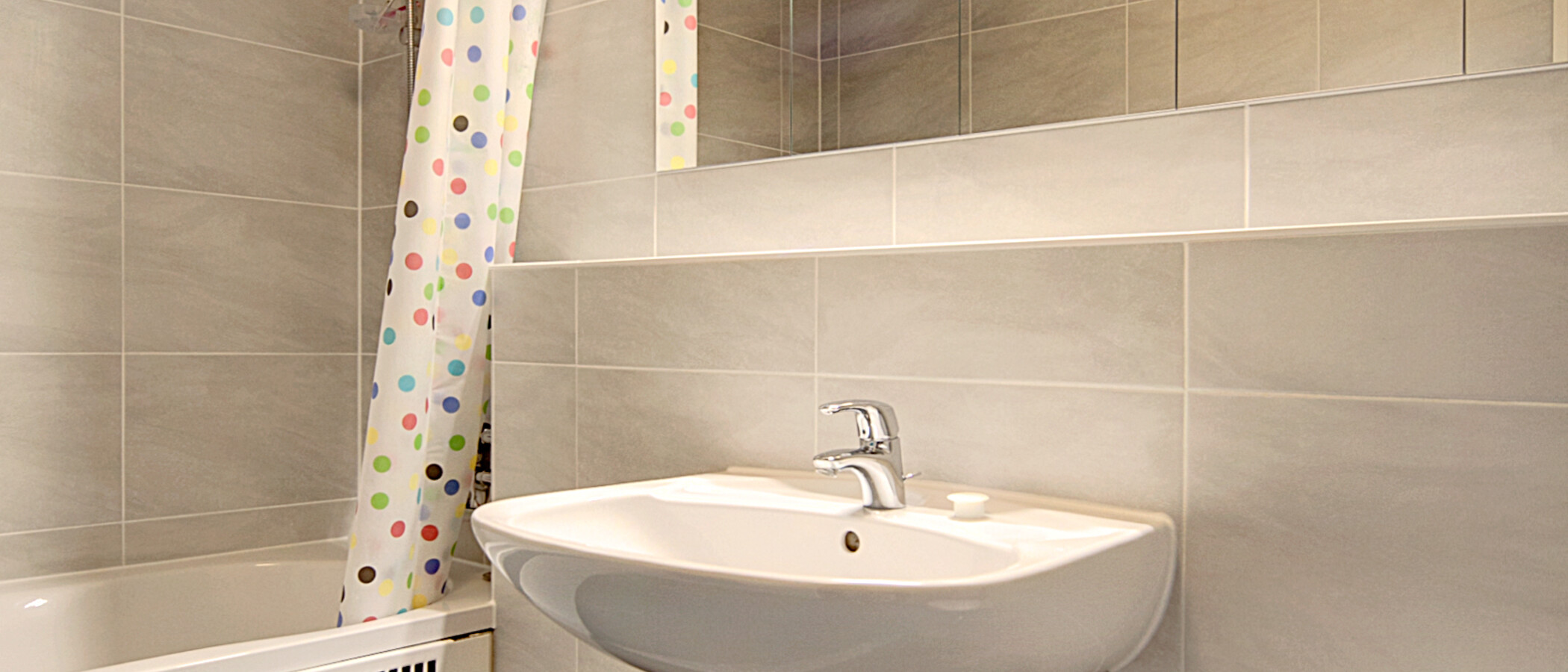 apartment München Bogenhausen 02 bathroom 6872