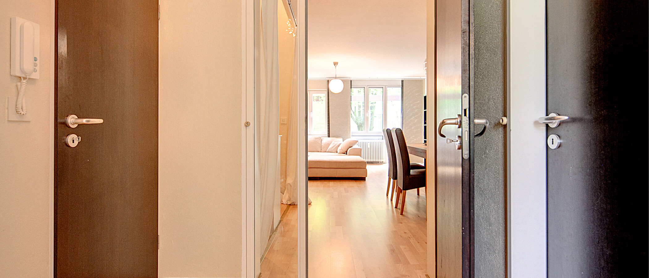 apartment München Bogenhausen 01 hall 6872