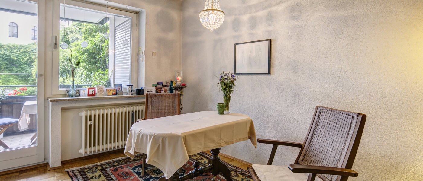 apartment München Gärtnerplatzviertel 02 living room 6874