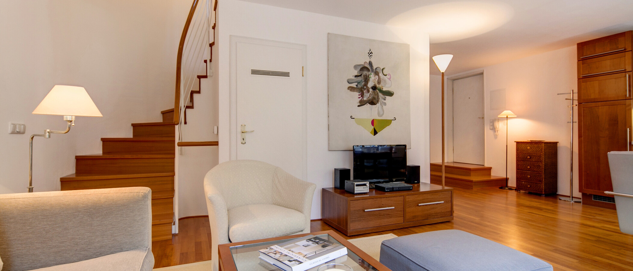 maisonette München Schwabing (rechts der Leopoldstraße) 04 living room 6884
