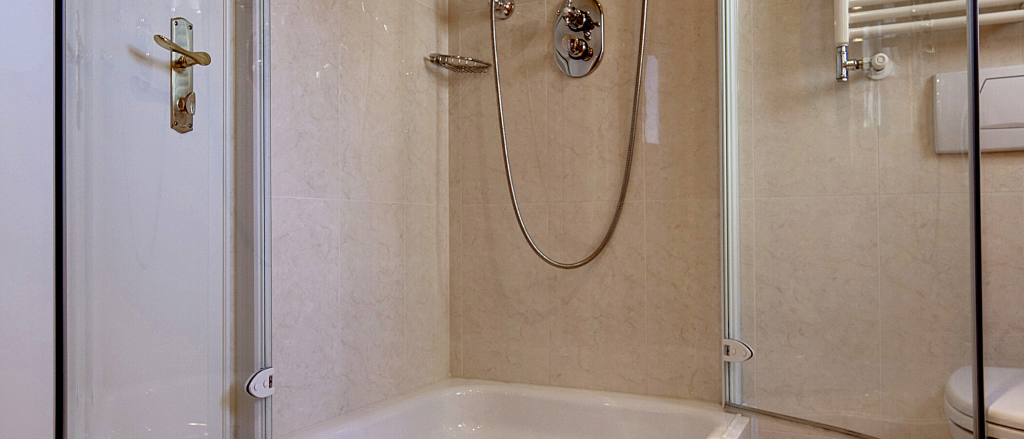 maisonette München Schwabing (rechts der Leopoldstraße) 02 bathroom 6884