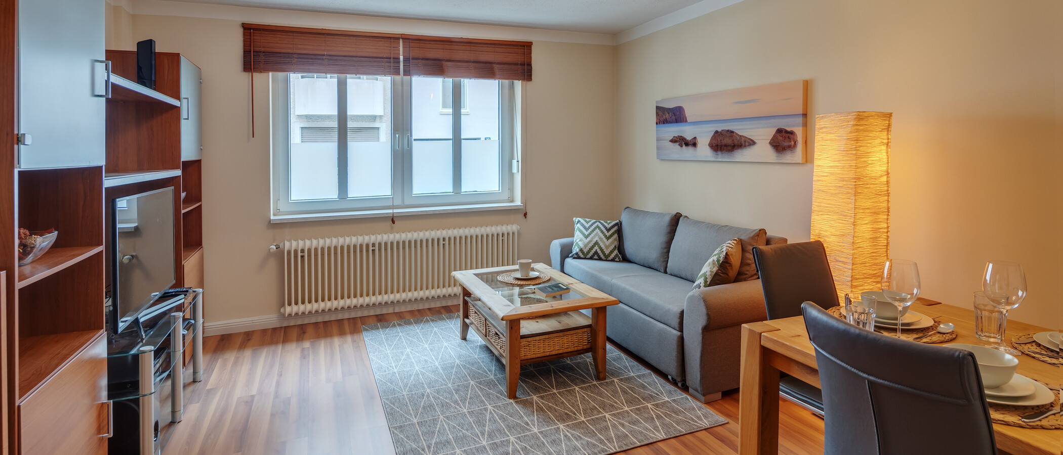 apartment München Schwabing-West (rund um den Hohenzollernplatz) 01 living area 6915