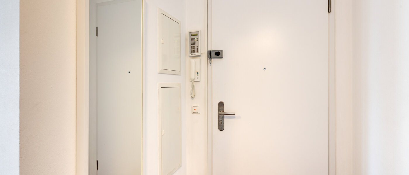 roof terrace apartment München Fasanerie 01 hall 6919