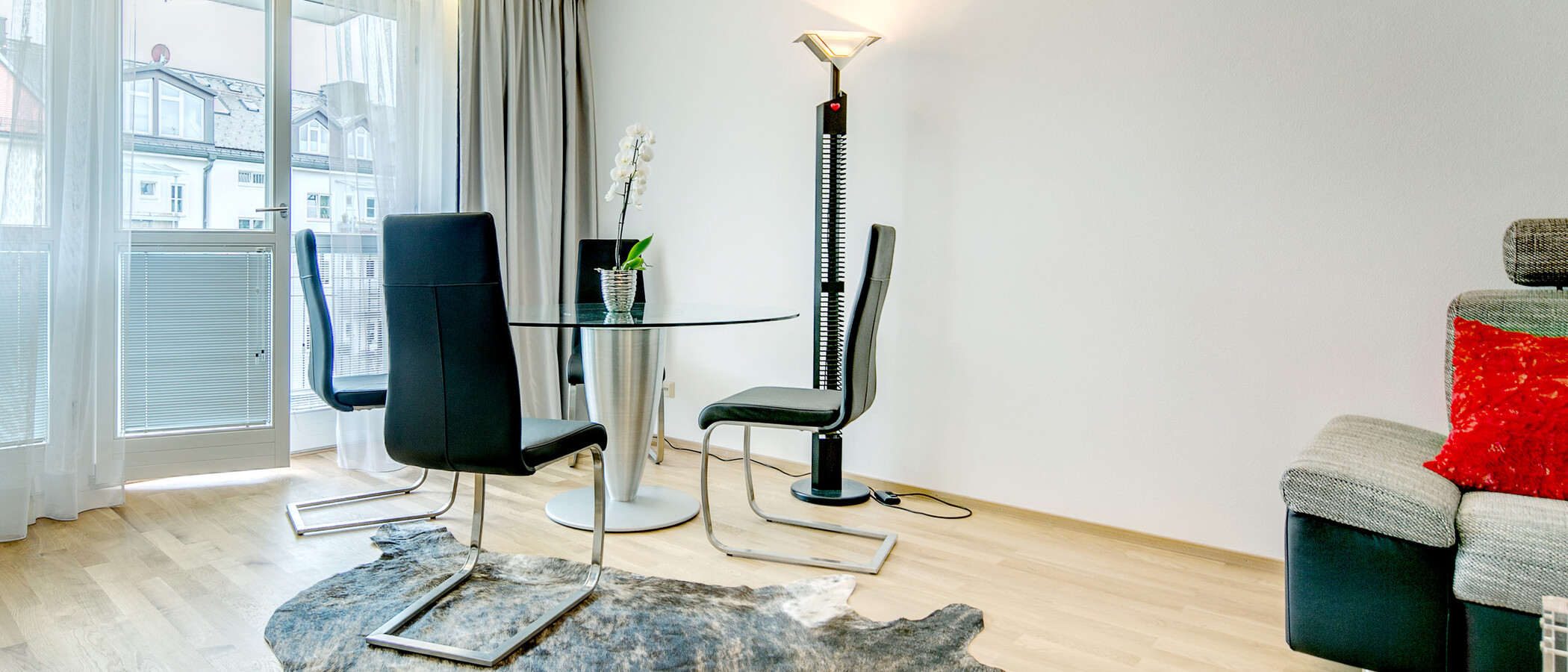apartment München Schwabing-Nord (zw. Belgrad- & Leopoldstraße) 03 living room 6928