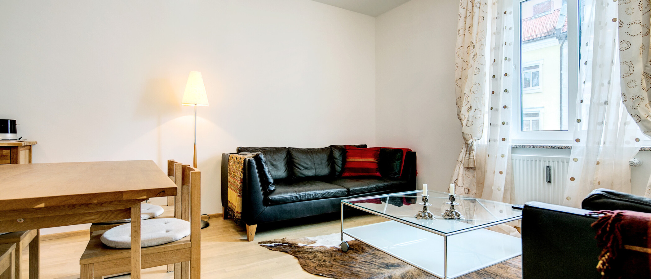 apartment München Haidhausen 01 living area 6958
