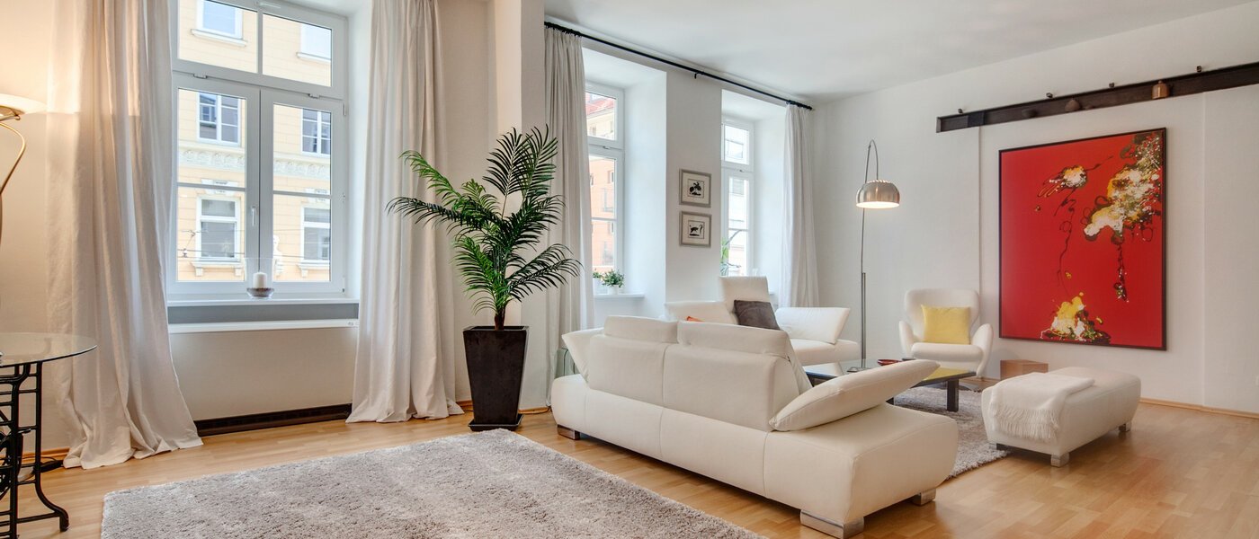 apartment München Glockenbachviertel 03 living room 6991
