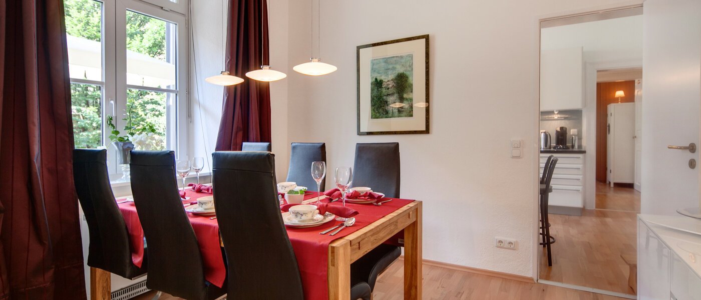 apartment München Glockenbachviertel 03 dining 6991