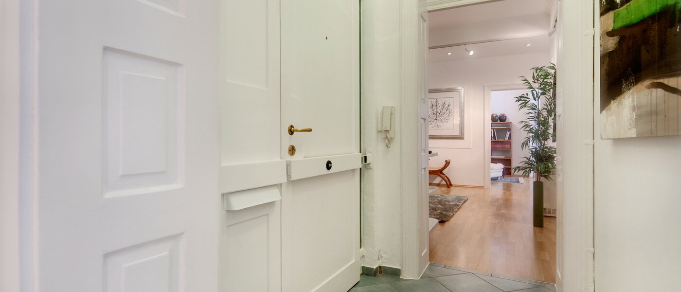 apartment München Glockenbachviertel 01 hall 6991