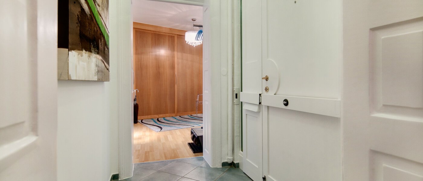 apartment München Glockenbachviertel 02 hall 6991