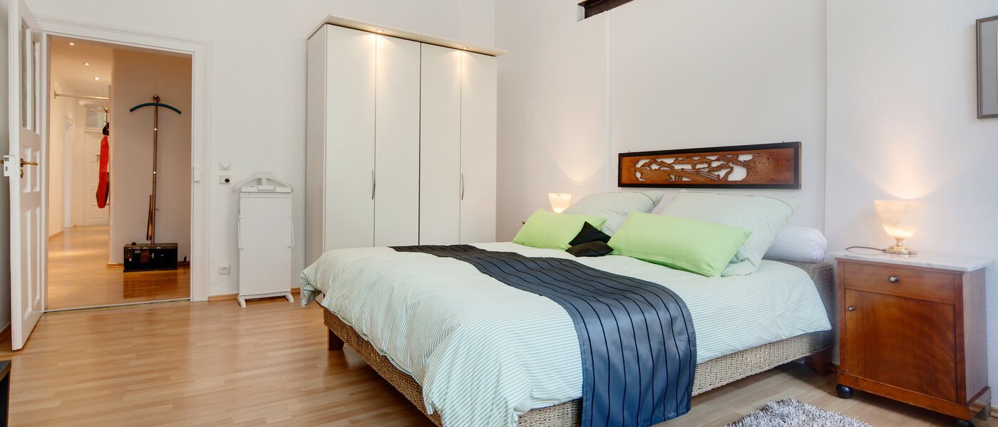 apartment München Glockenbachviertel 04 sleeping area 6991