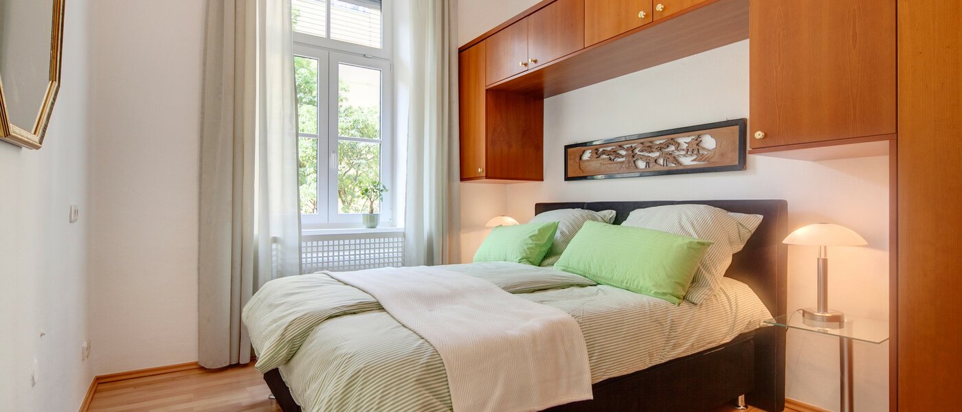 apartment München Glockenbachviertel 01 2. sleeping area 6991