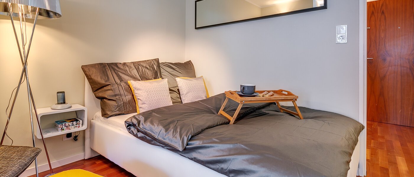 apartment München Milbertshofen 01 sleeping area 7016