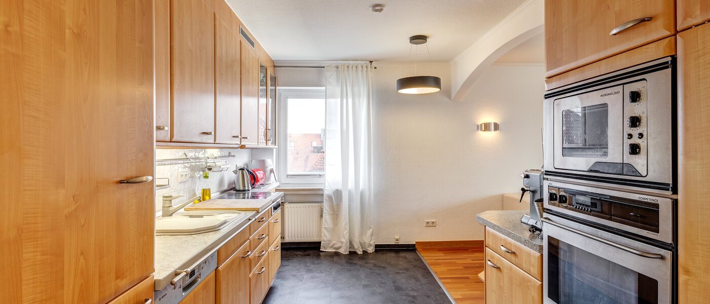 apartment München Schwabing 01 kitchen 7020