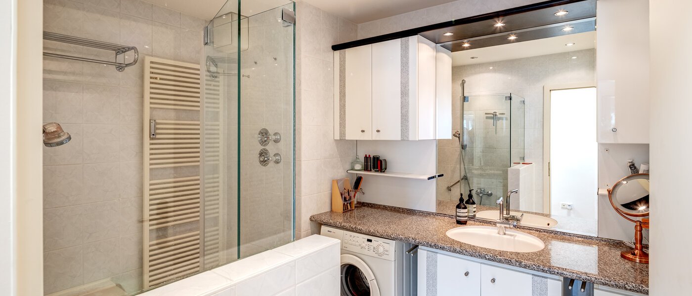 apartment München Schwabing 01 bathroom 7020