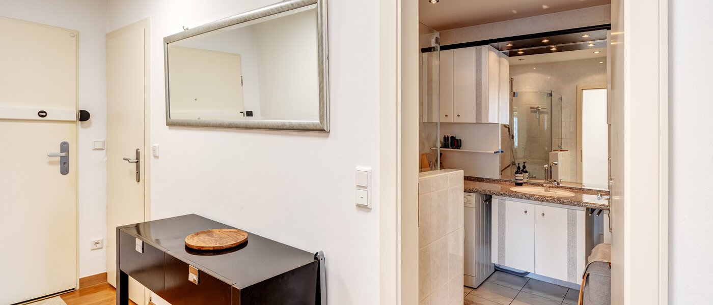 apartment München Schwabing 02 hall 7020