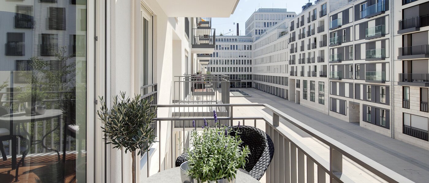 apartment München Maxvorstadt 02 balcony 7036