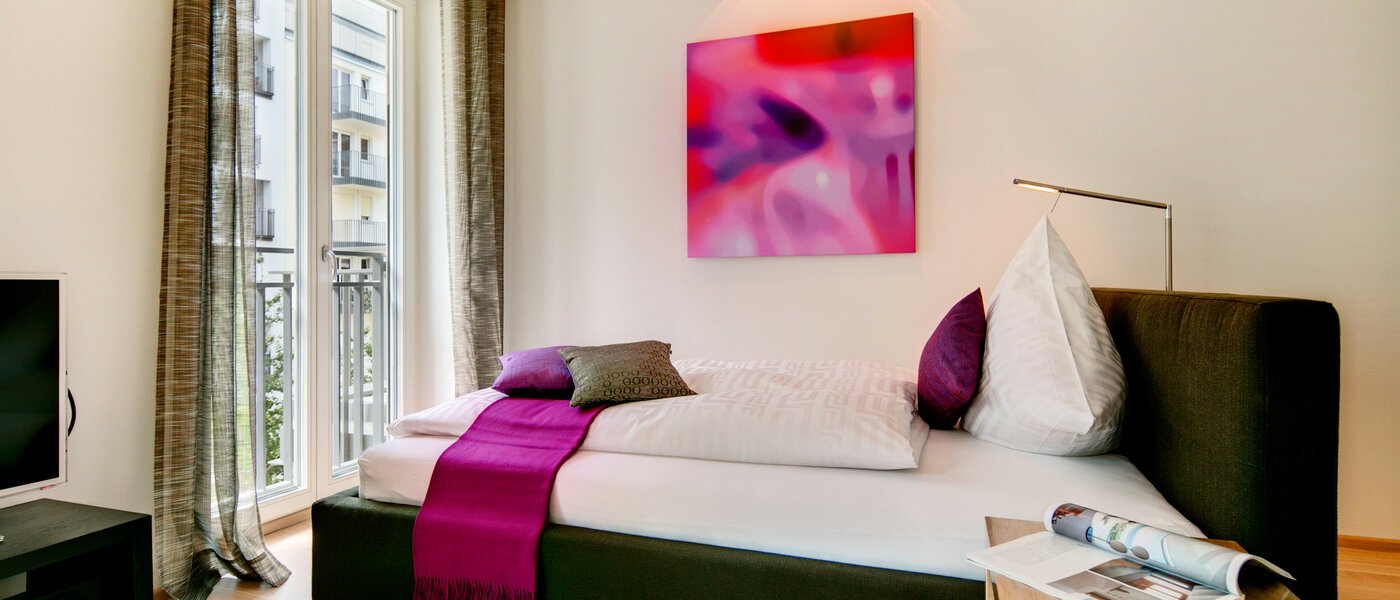 apartment München Maxvorstadt 02 sleeping area 7036