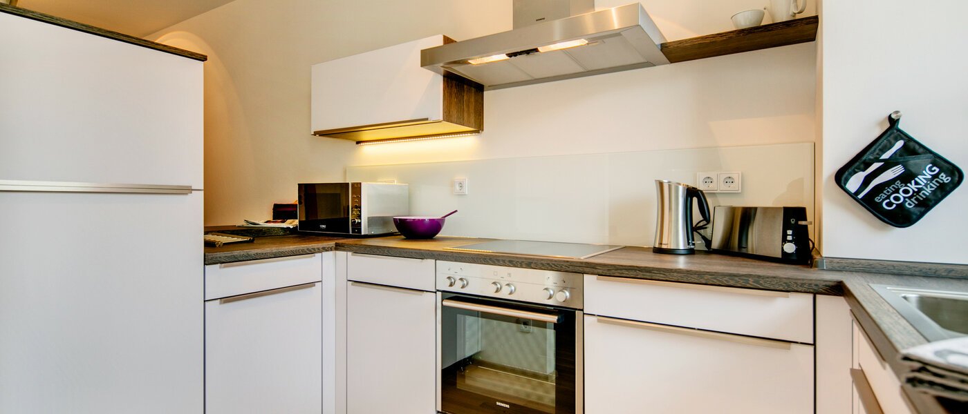 apartment München Maxvorstadt 02 kitchen 7037